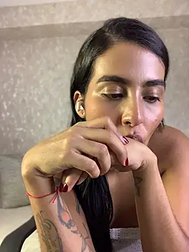 genesissara's Live XXX Chat