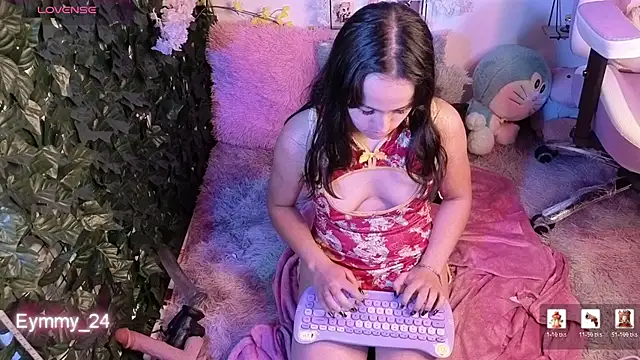 Eymmy_24's Live XXX Chat