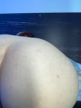 sharlot24's Live XXX Chat