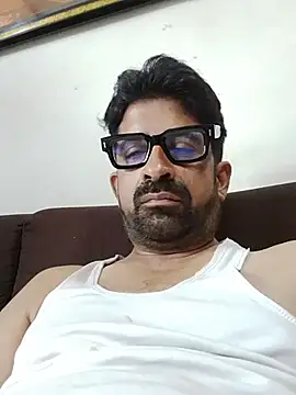 XxX_KING30's Live XXX Chat