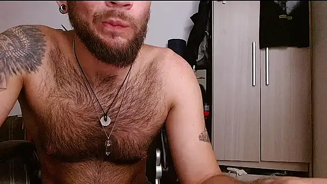 צ'אט XXX בשידור חי של DominanThewolff