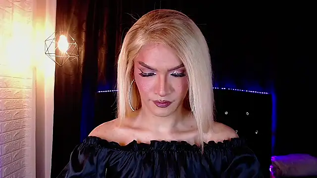 Chat +18 de agatha_rodriguez ao vivo