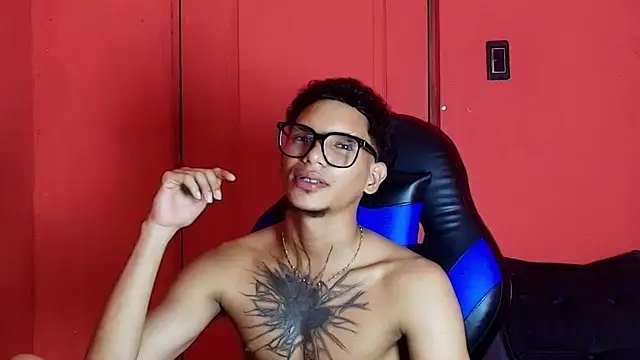 kai_storm77's Live XXX Chat