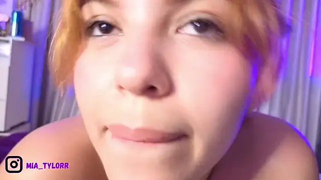 Mia_Tylor01 Chat XXX in diretta