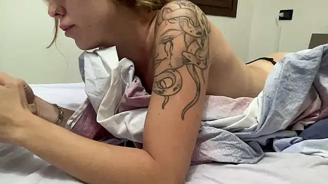 cherrywap XXX чат на живо