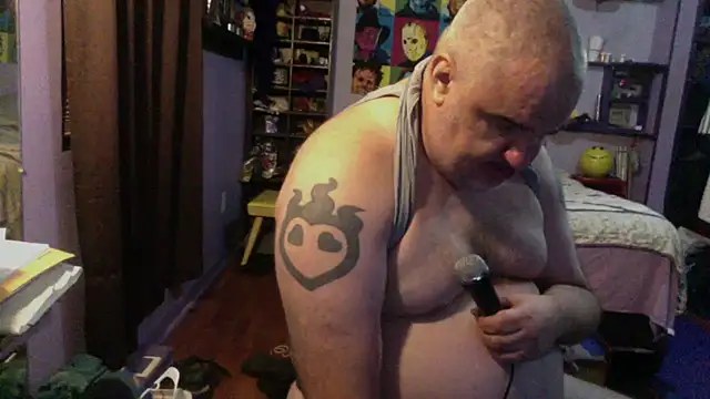Chat XXX en directo de PerveyUncle