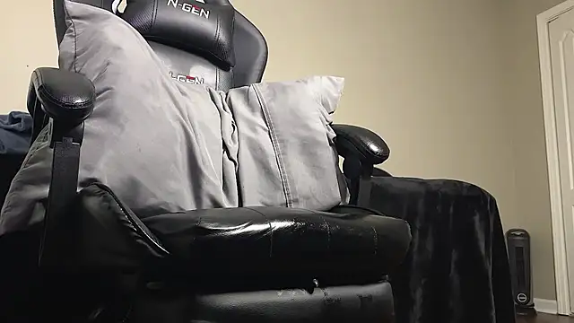 MobyDxck's Live XXX Chat