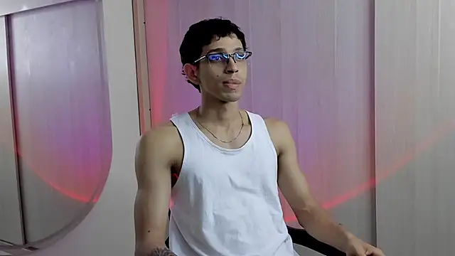 Živý XXX chat Mheysam_Youngerx