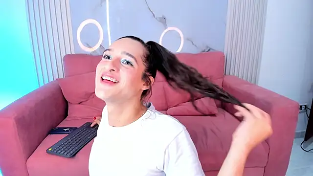 צ'אט XXX בשידור חי של CandyDance1_