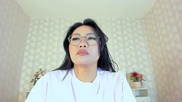 NatsumiHun Chat XXX live