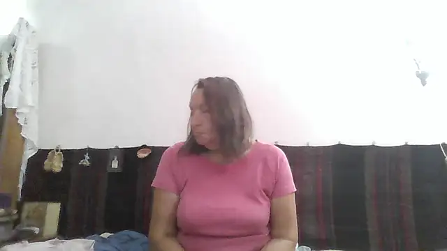 AnnaLive570's Live XXX Chat