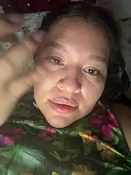 Chat +18 de Lovelipsbig ao vivo