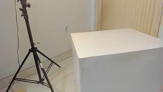 sakura_Gomez Chat XXX in diretta