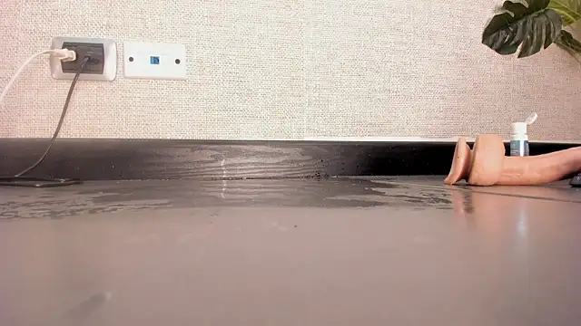 Violettaa_Stone 即時 XXX 聊天