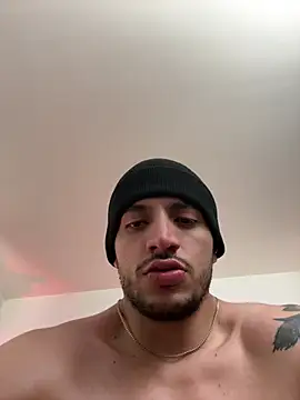 LiamReigns_ Chat XXX in diretta
