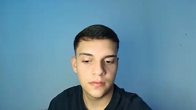 צ'אט XXX בשידור חי של james_carter1
