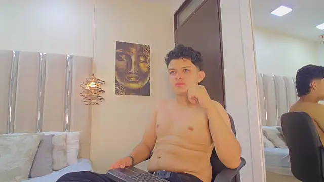 NathanBroks – Naživo XXX chat