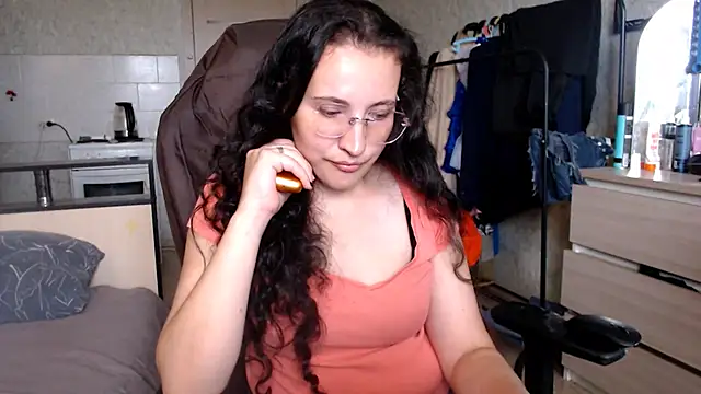 AnKey_Rayah Adlı Modelin Canlı XXX Sohbeti