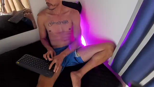 Damiam_23: απευθείας συνομιλία ΧΧΧ