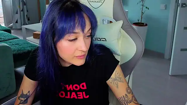 Im_suka's Live XXX Chat