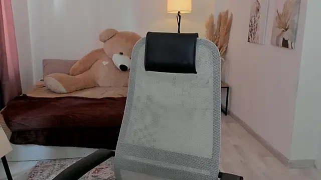 EmmanuellBrown's Live XXX Chat