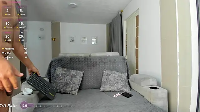 Živý XXX chat DulceRomance