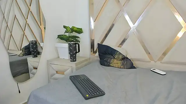 mitch_asm élő XXX-chatje