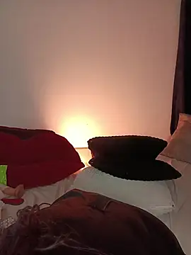 Piafisher_2's Live XXX Chat