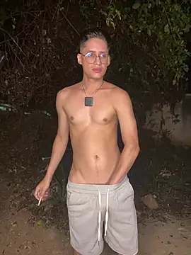 Axel-xel XXX чат на живо