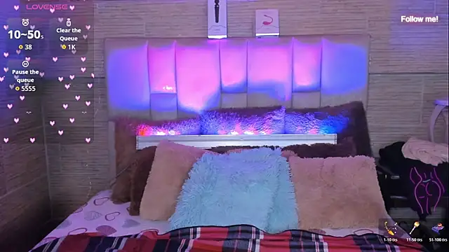 mia_devine_ 即時 XXX 聊天