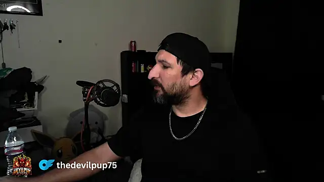 DevilPup75_ Adlı Modelin Canlı XXX Sohbeti