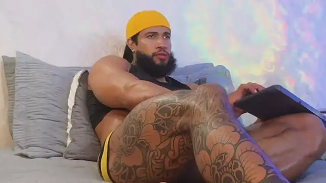 Osher_Cox's Live XXX Chat