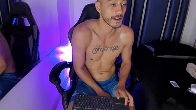 Damiam_23's Live XXX Chat