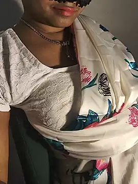 DIRTYSECRET_QUEEN_07: онлайн-секс-чат