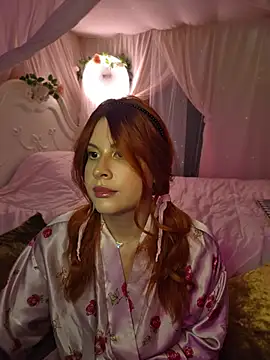 AuroraSaintclair Adlı Modelin Canlı XXX Sohbeti