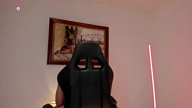 Chat XXX ao vivo de RoyConstance