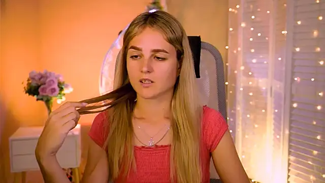 DeboraLarson 现场XXX聊天