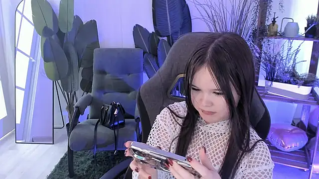 Elainebeness' Live XXX Chat