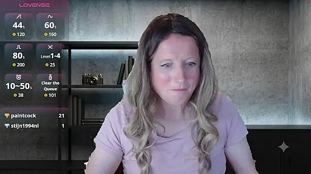 DutchVictoria live XXX chat