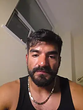 عرض كام piggylatino
