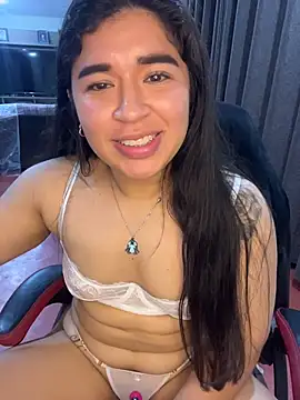 Minico25 লাইভ XXX চ্যাট