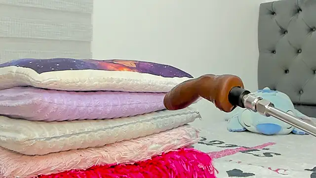 Czat XXX na żywo – Elizabeth_18_