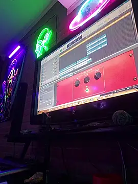 chronic_vibezのライブXXXチャット