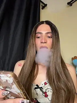 Chatroom XXX en direct de Lottus_fire
