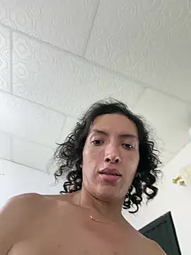yuliethsanchez live XXX chat