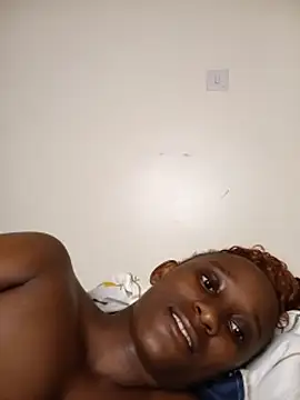 001Essyxxx's Live XXX Chat