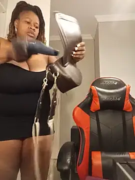 XXX chat uživo modela bustylisa1983