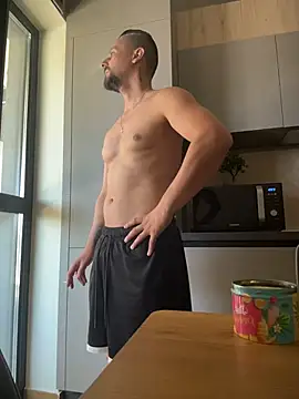 Živý XXX chat InsaneMattt