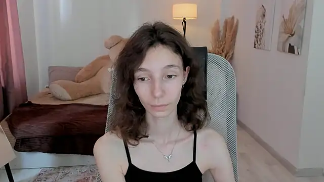 EmmanuellBrown Adlı Modelin Canlı XXX Sohbeti
