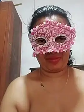 LunaCeylon Chat XXX live
